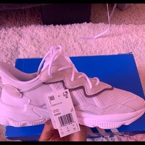 SOLD!!!  ozweego adidas sneaker